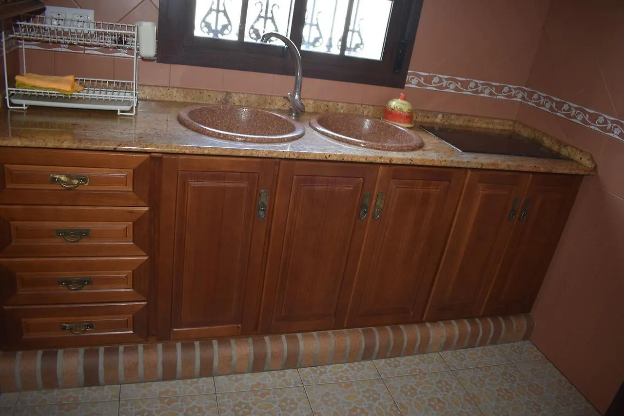 Hostal Casa Paco El Bosque Casa rural